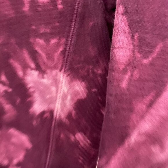 Champion Women's Reverse Weave Maroon Tie Dye Spellout Sweatshirt Size XS - Picture 5 of 8